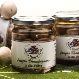 Funghi champignon in olio d’oliva
