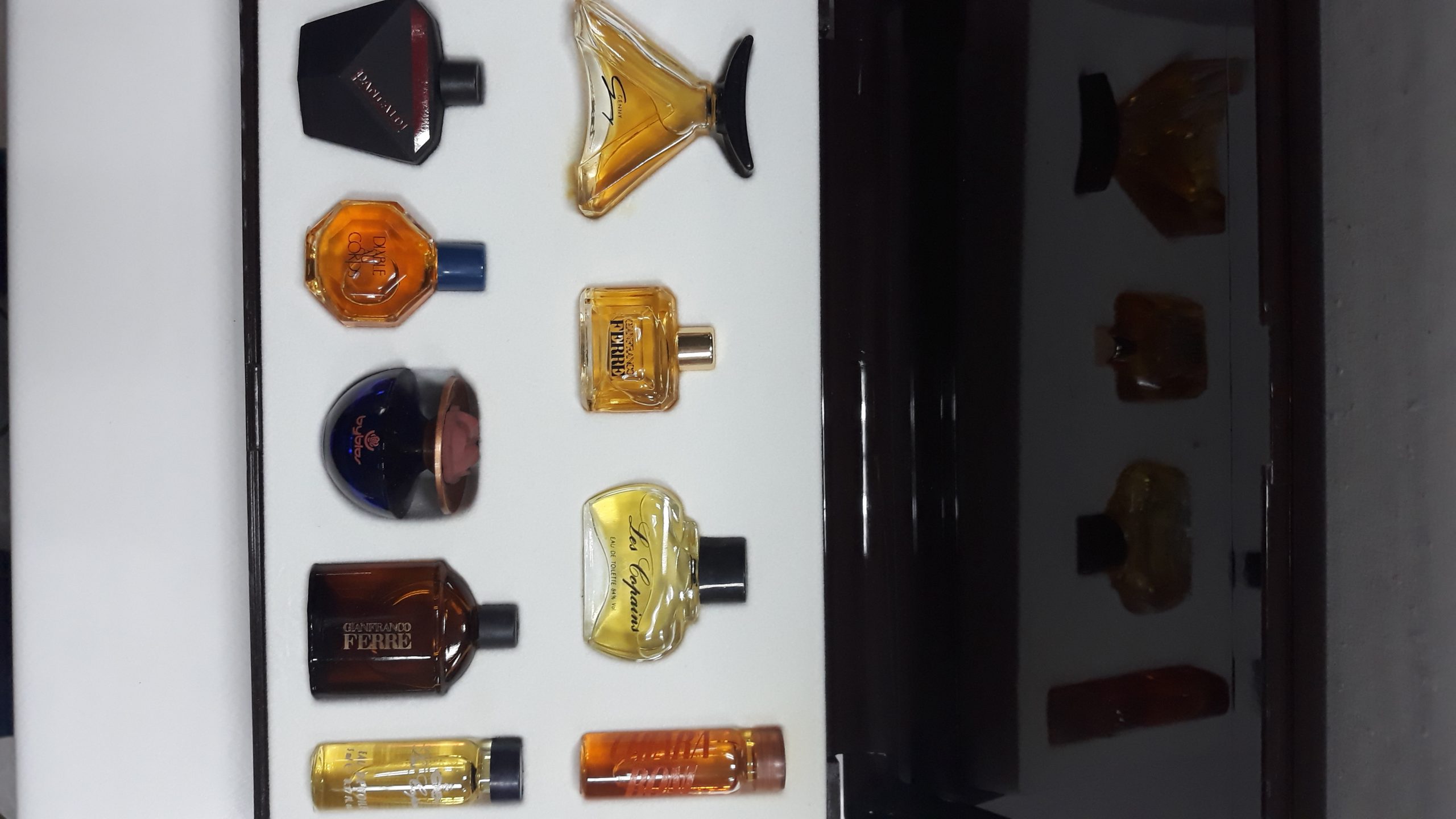 DIANA de SILVA CONFEZIONE MINIATURE PROFUMI ASSORTITE 9 PEZZI - immagine 3