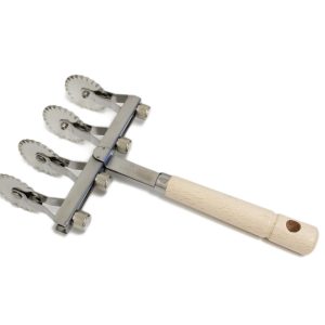 TAGLIAPASTA con 4 lame festonate regolabili