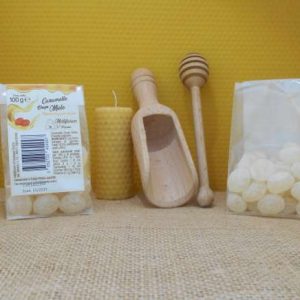 Drops al miele farcite al con goccia di miele