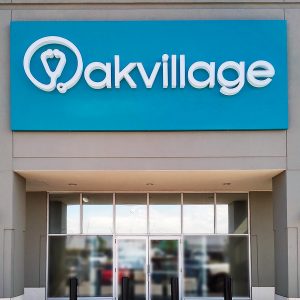 Insegna in alluminio scatolato e grafica in rilievo 3D su misura fino a max 250X100 cm